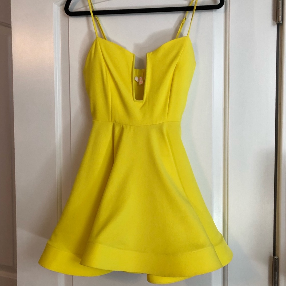 Yellow dress